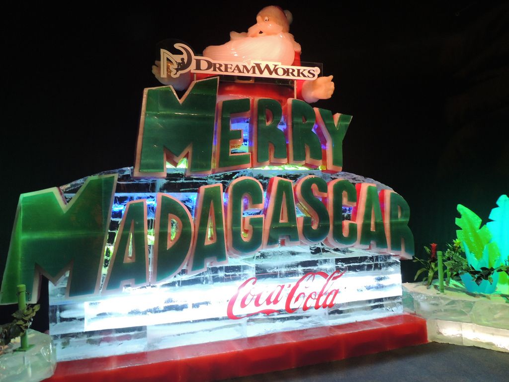 gaylord palms ice18 Madagascar Ice Sculptures Coolest Exhibit in Orlando