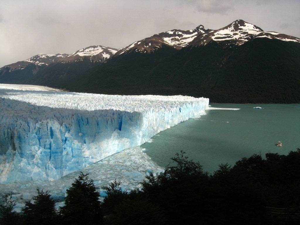 glaciar perito moreno7 Tour to an Enormous Perito Moreno Glacier