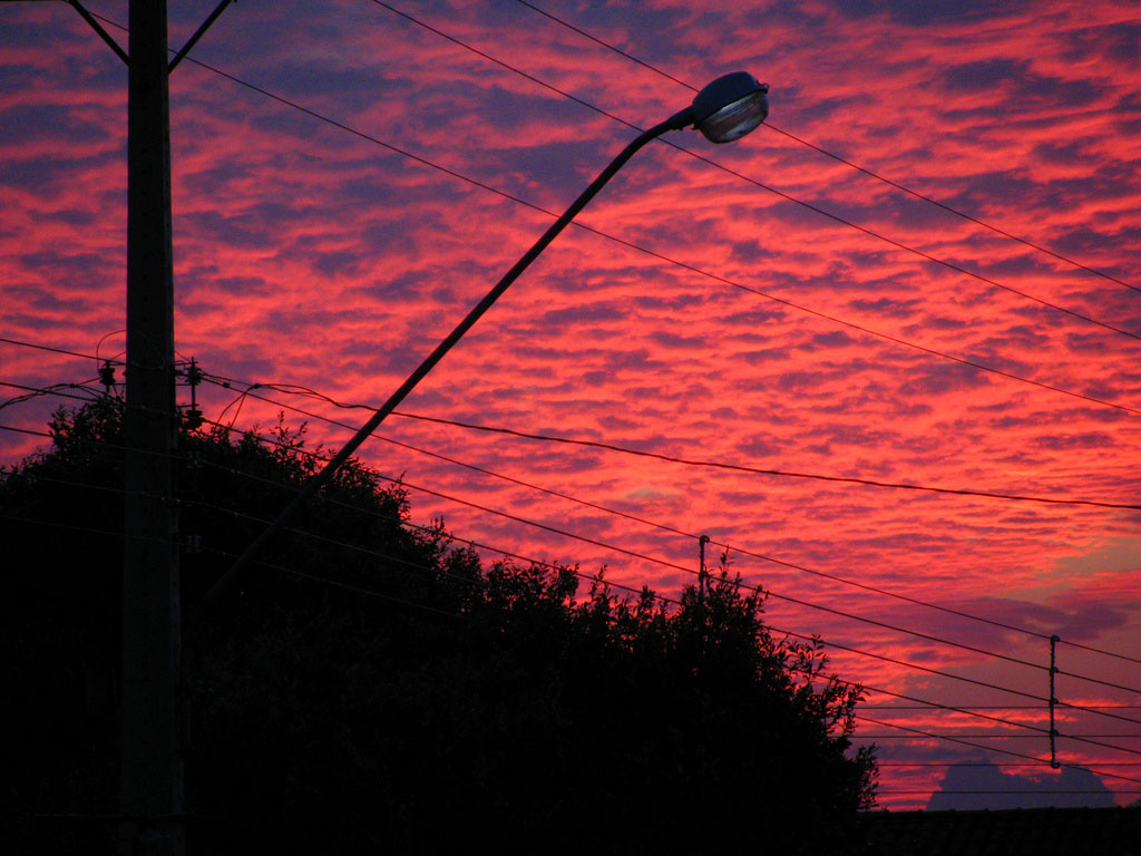 Why Does The Sky Get Pink At Sunset