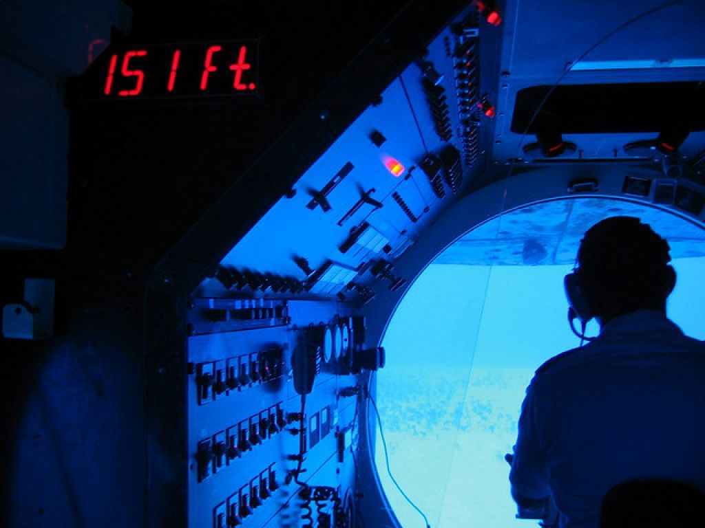 atlantis submarine Atlantis Submarine   Things to Do in Maui
