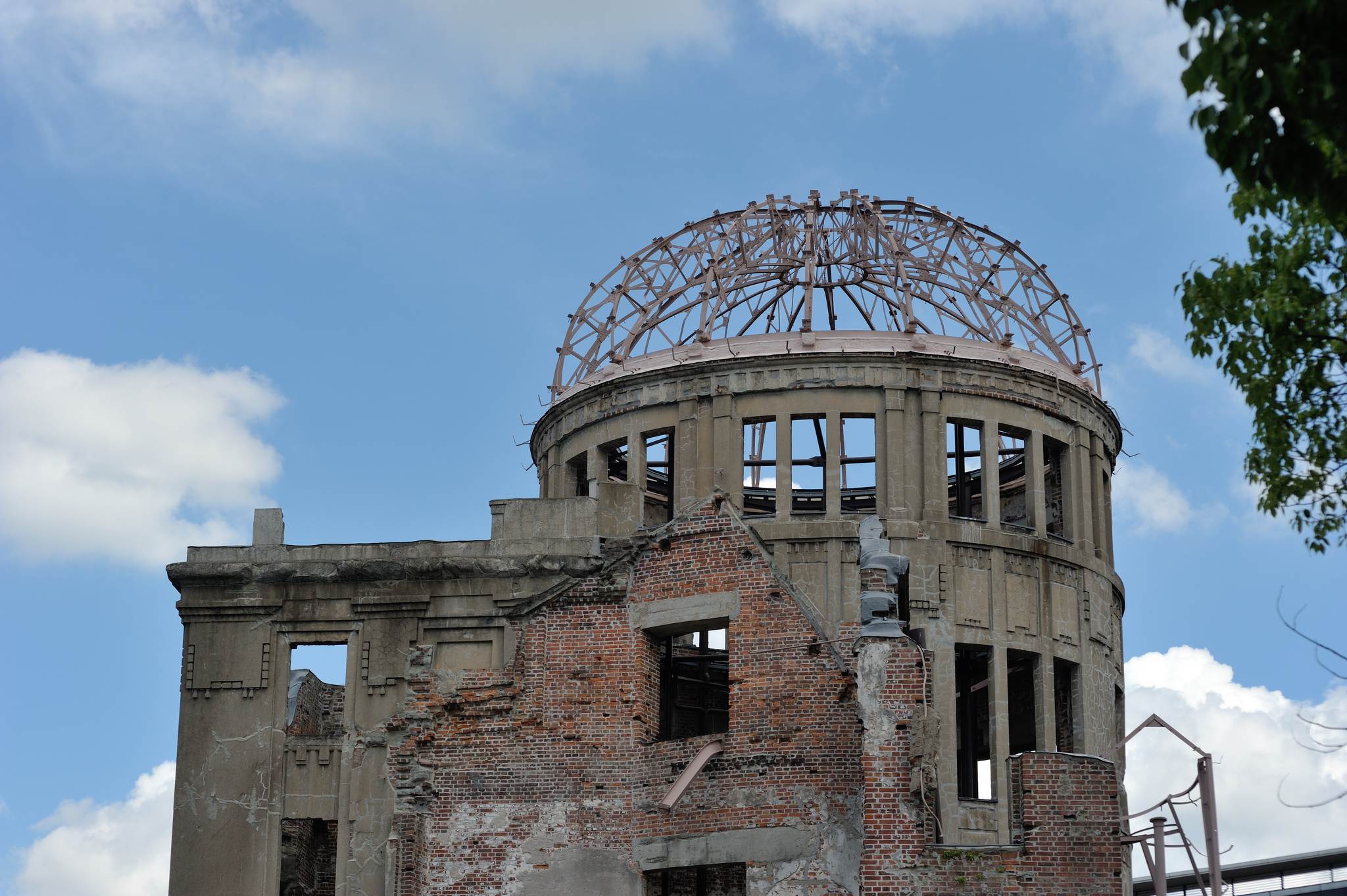 a bomb dome3 Walk around Genbaku Dome in Hiroshima