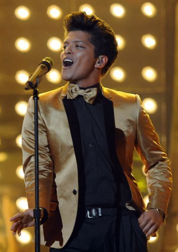bruno mars6 Bruno Mars Reached Number One in US Charts with Latest Hit Locked Out Of Heaven