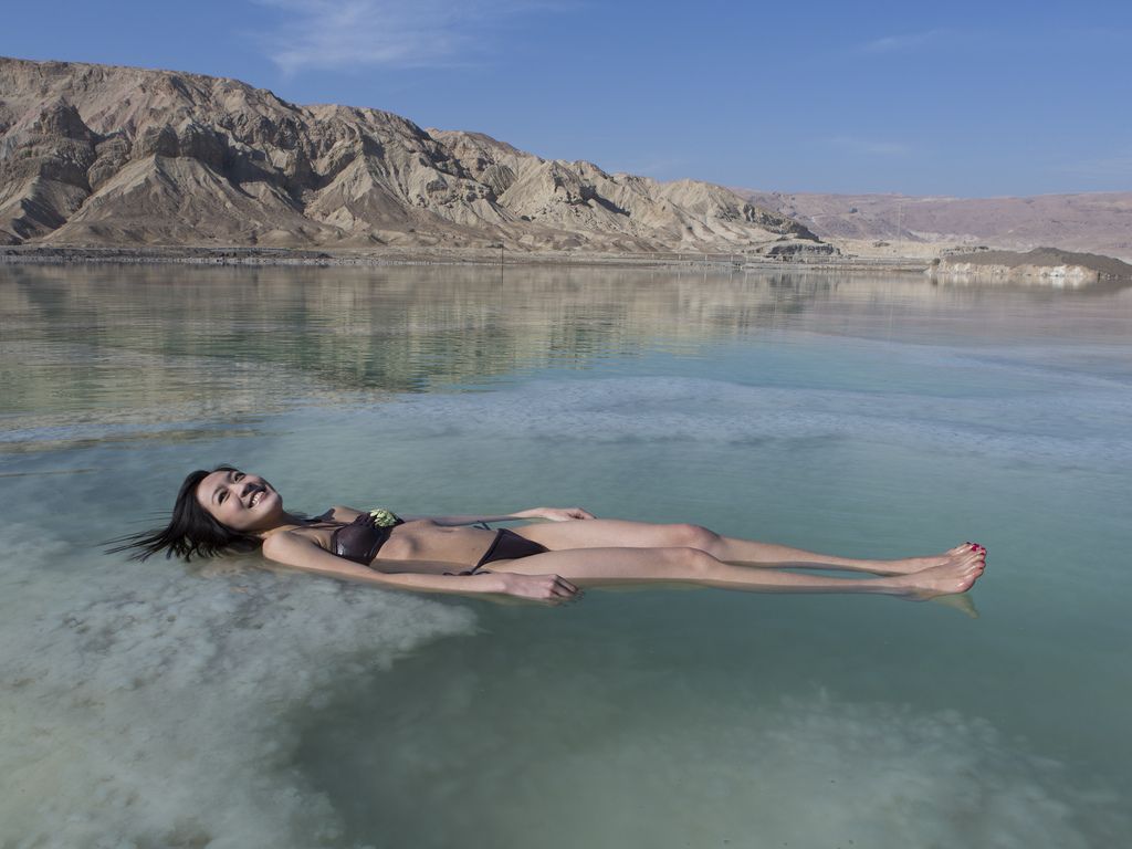 dead sea5 Floating on the Dead Sea by Itamar Grinberg