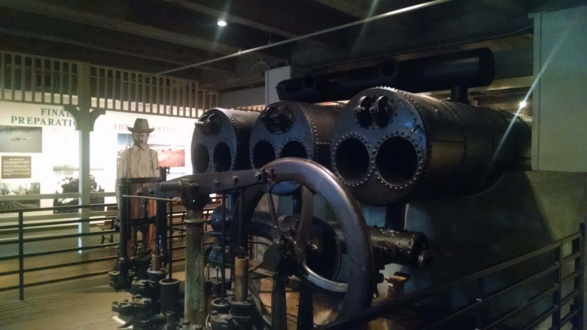 steamboat arabia8 History of Pioneering Midwest   Steamboat Arabia Museum in Kansas City