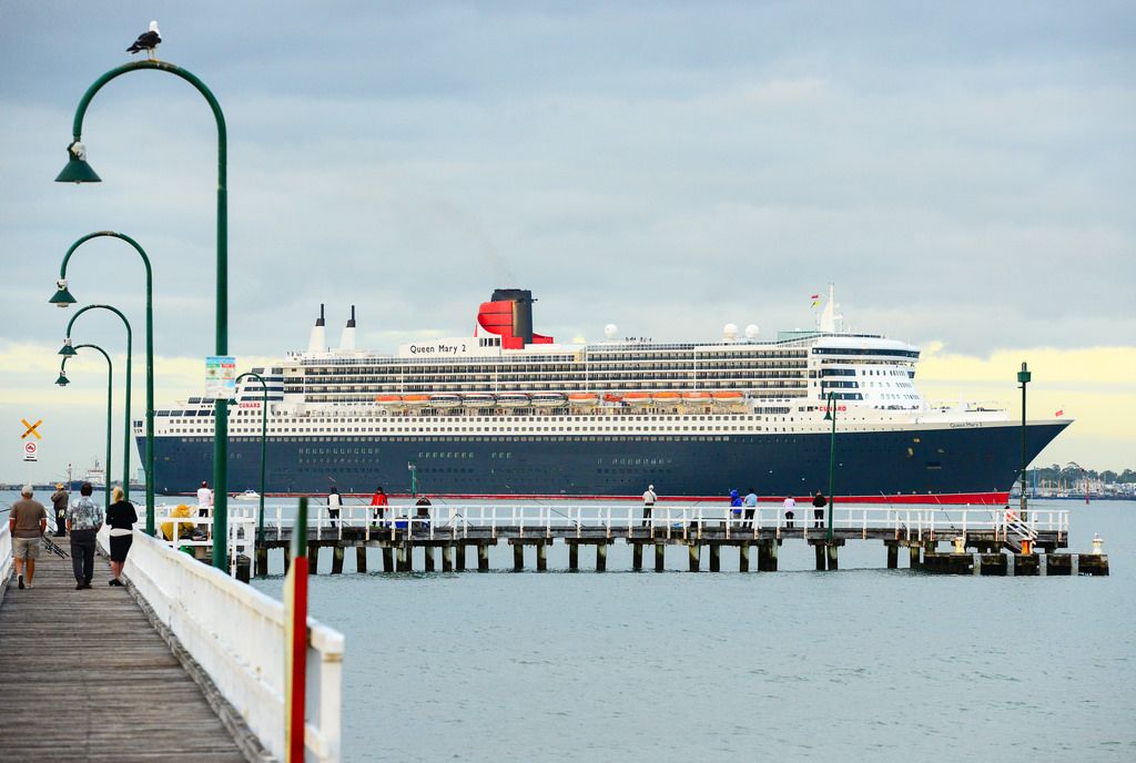 queen mary 2 The Queen Mary 2   An Ocean Liner in Port Melbourne