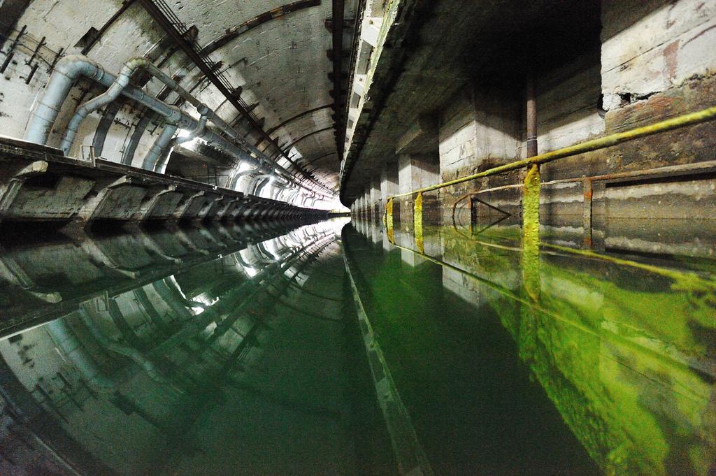 submarine base3 Underground Soviet Submarine Base of Balaklava