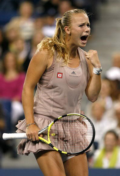 caroline wozniacki photos7 Caroline Wozniacki: No. 1 WTA Tennis Player