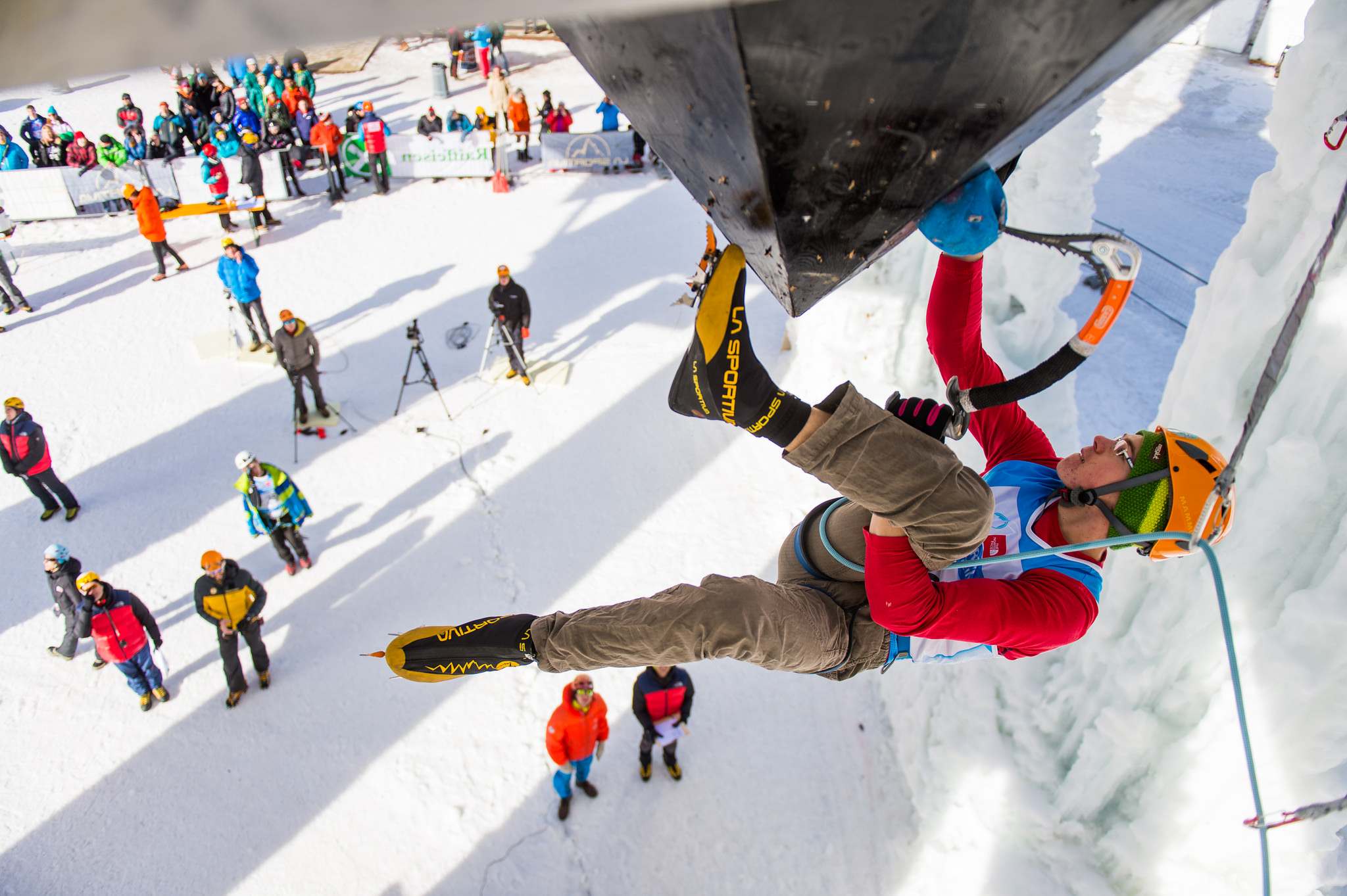 ice climbing Ice Climbing World Youth Championships 2016 in Rabenstein