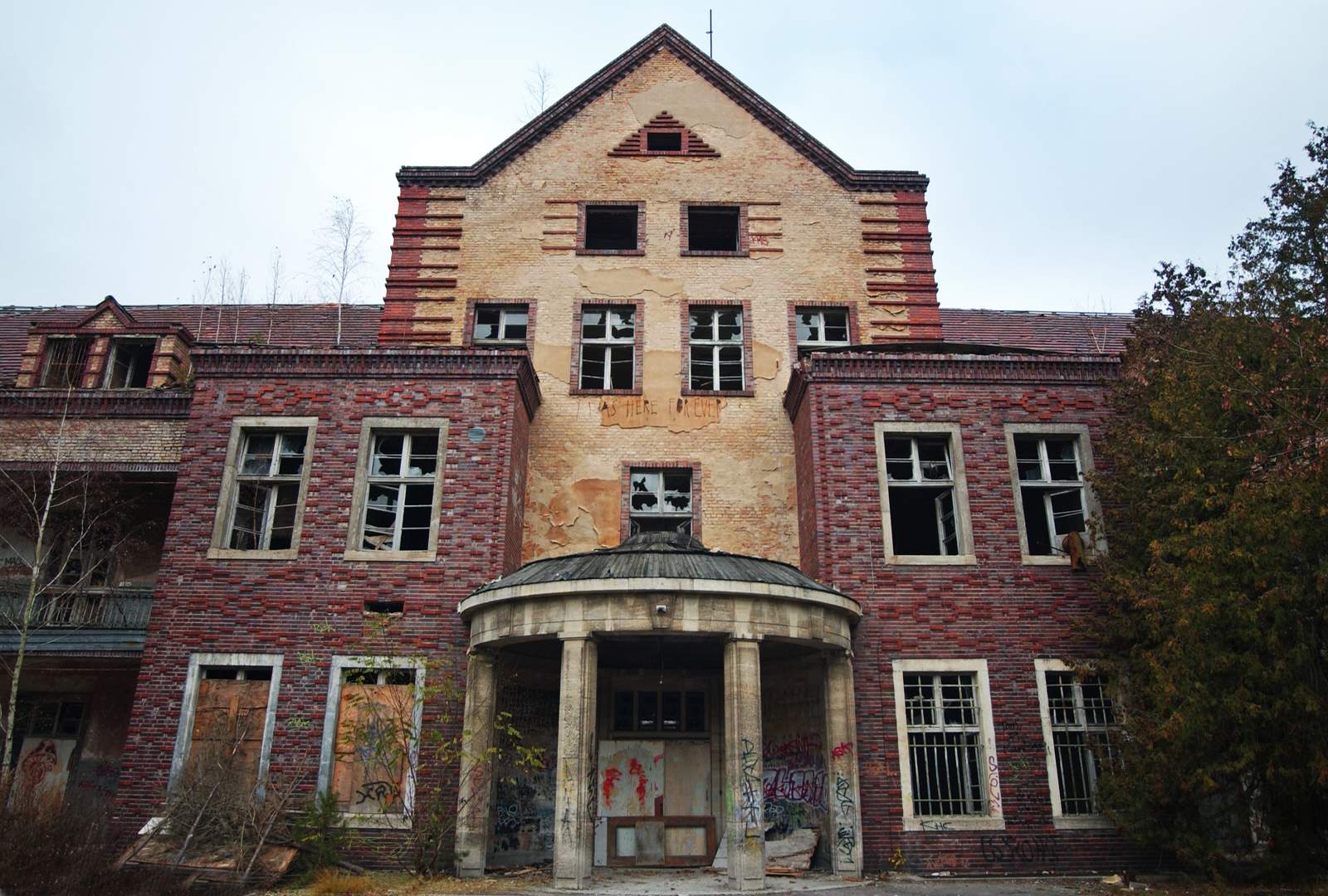 beelitz heilstatten16 Abandoned Beelitz Heilstatten Hospital