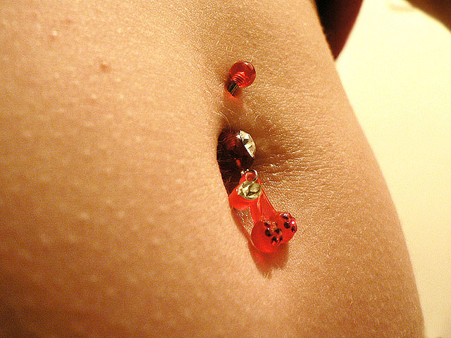 belly piercings1 Do Not Pierce Your Own Belly Button!