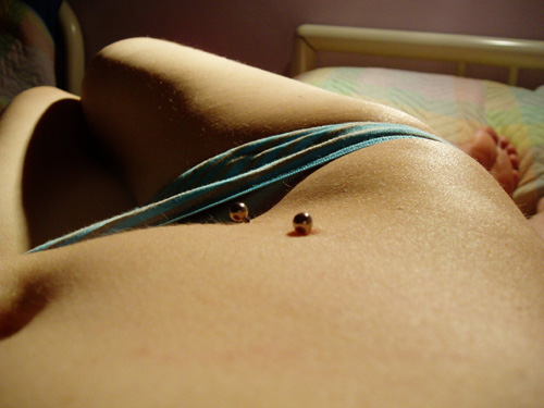 belly piercings12 Do Not Pierce Your Own Belly Button!
