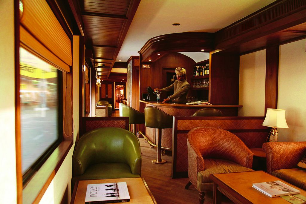 maharaja express3 Maharajas Express   One of the Most Luxurious Trains in World
