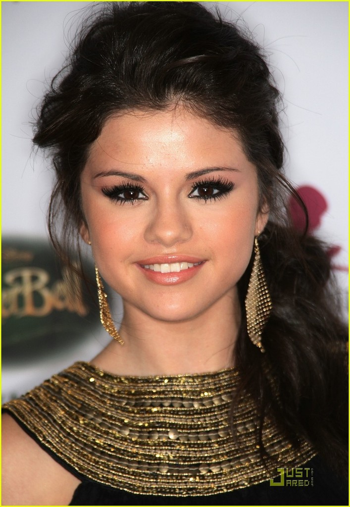 11 Cute Selena Gomez the Wizards of Waverly Place Actress