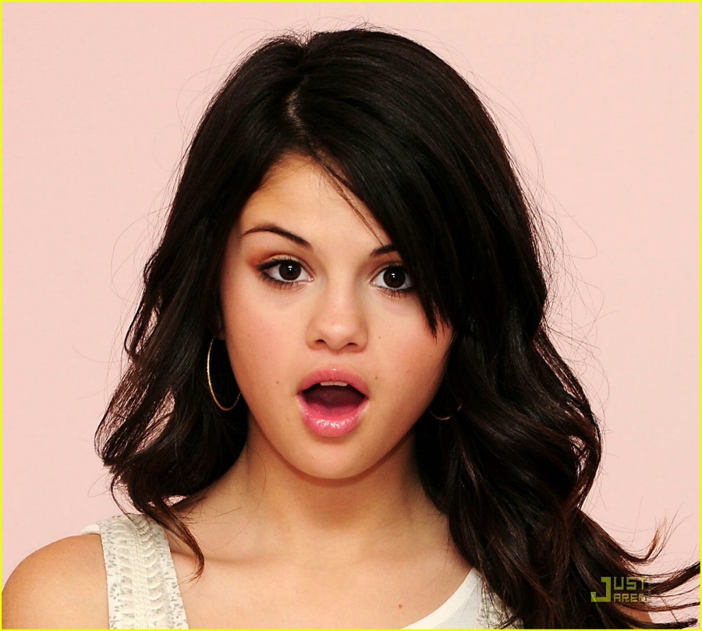 12 Cute Selena Gomez the Wizards of Waverly Place Actress